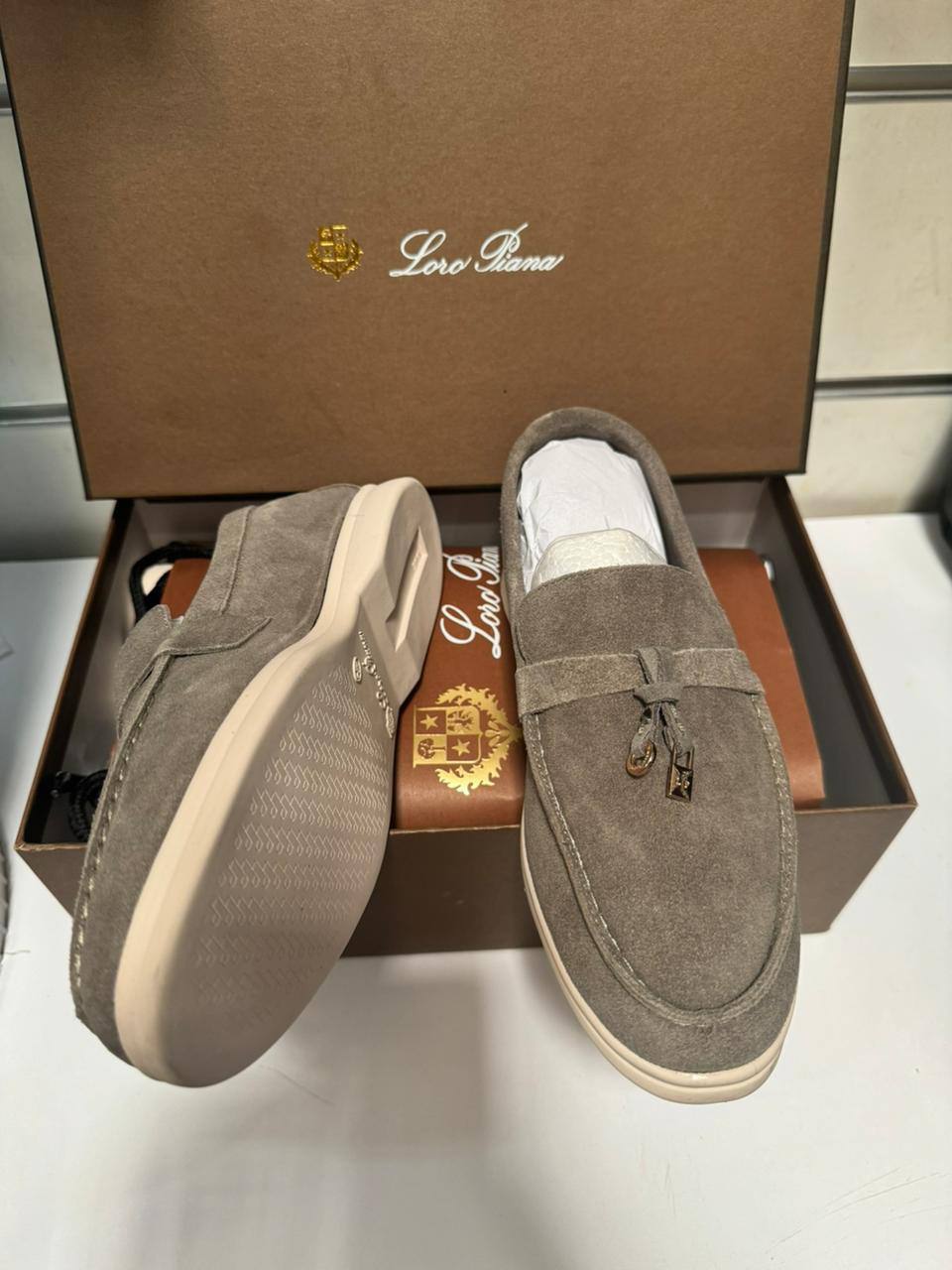 Loro Piana
Size:36 to 42
130 dhs🇦🇪

Zain241
♥️♥️♥️