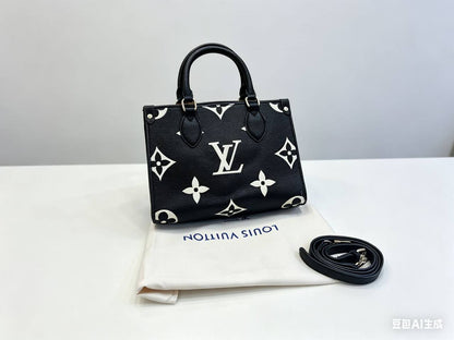 LV ᴏᴛɢ
ᴡɪᴛʜᴏᴜᴛ ʙᴏx
ʟᴇᴀᴛʜᴇʀ
sɪᴢᴇ:25cm
95 dhs✅

Zain56
♥️♥️♥️