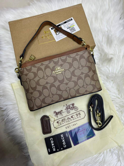 🌈 Coach 2 Straps
1️⃣ First quality +🎁
Size : 25 * 15 * 9 cm
85 dhs🪙🌨️
with box 🎁

Zain115
♥️♥️♥️