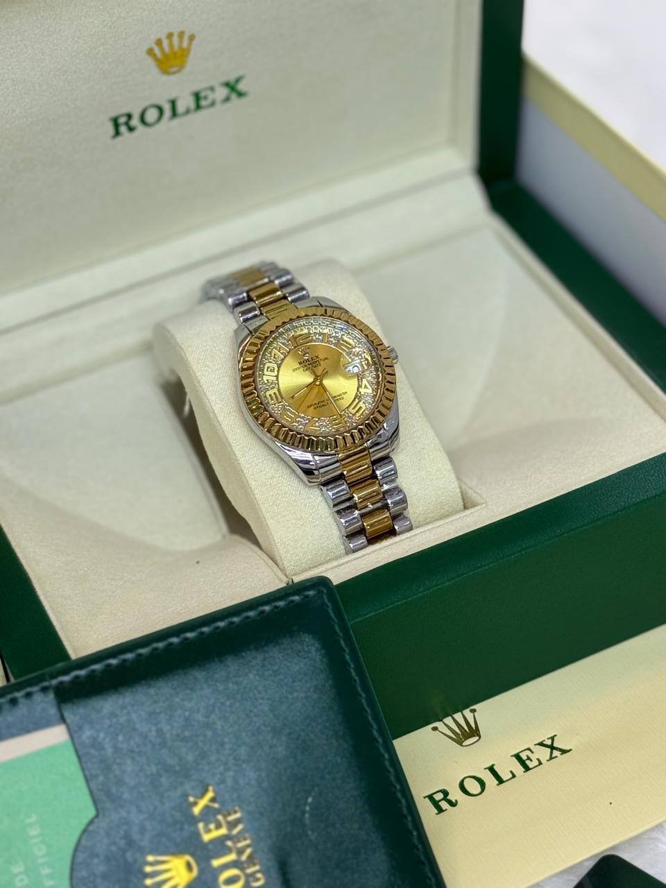 ROLEX 🆕 LADIES 
GOOD QUALITY 💯
60 dhs🪙💕

Zain133
♥️♥️♥️