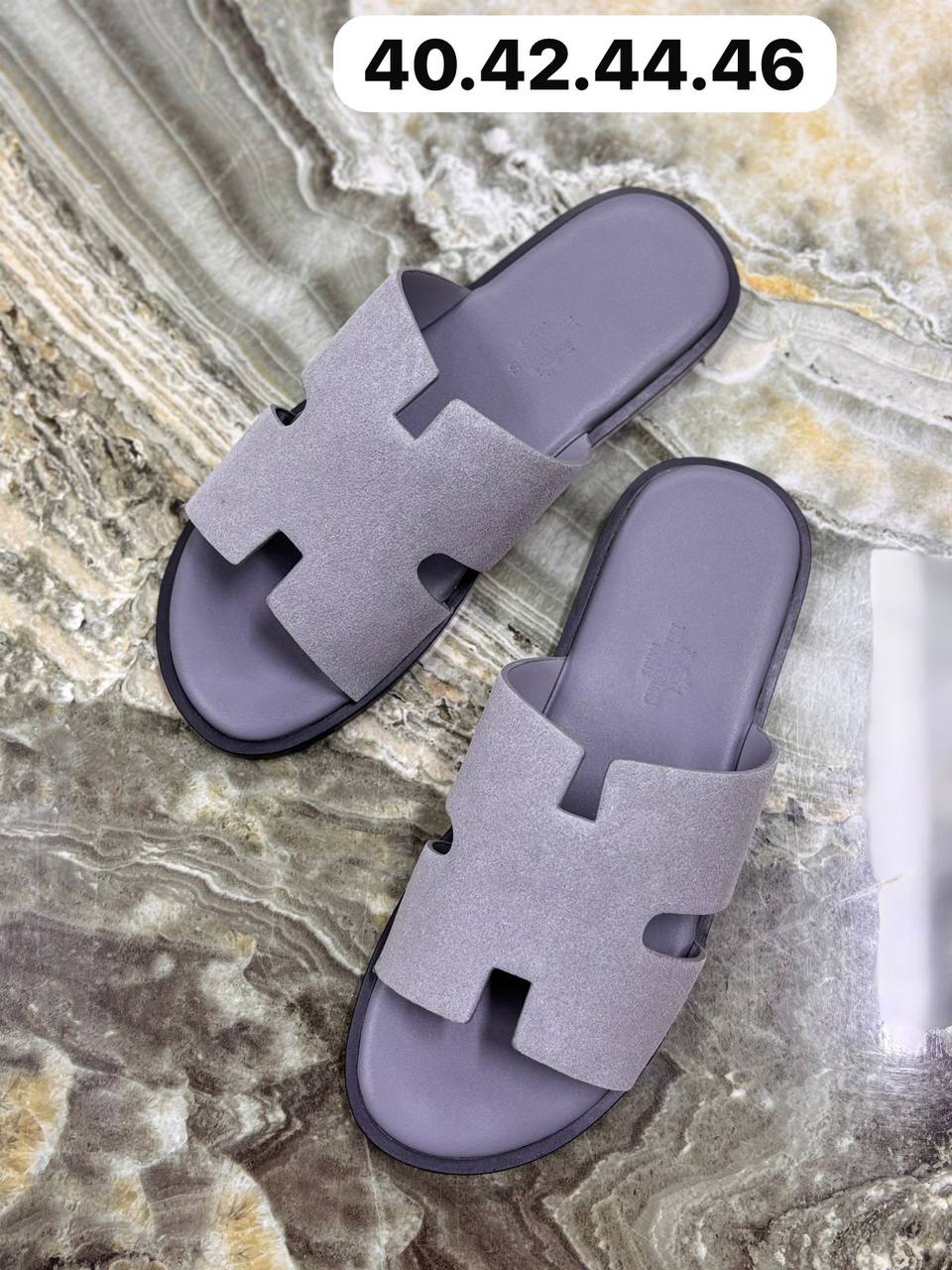 Hermes men slipper
120 dhs🇦🇪

40-46

Zain55
♥️♥️♥️