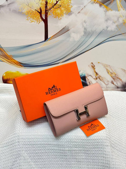 Hermes 
Best quality with box’s 
90 dhs✅
size 22 cm

Zain290
♥️♥️♥️