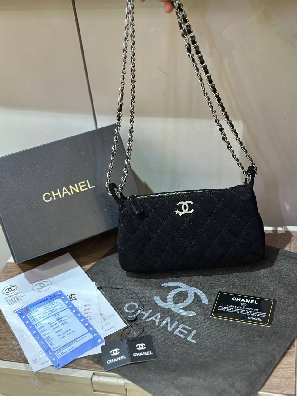 Chanel
95 dhs🪙🌨️

Withbox
🎁🎁🎁

Zain143
♥️♥️♥️