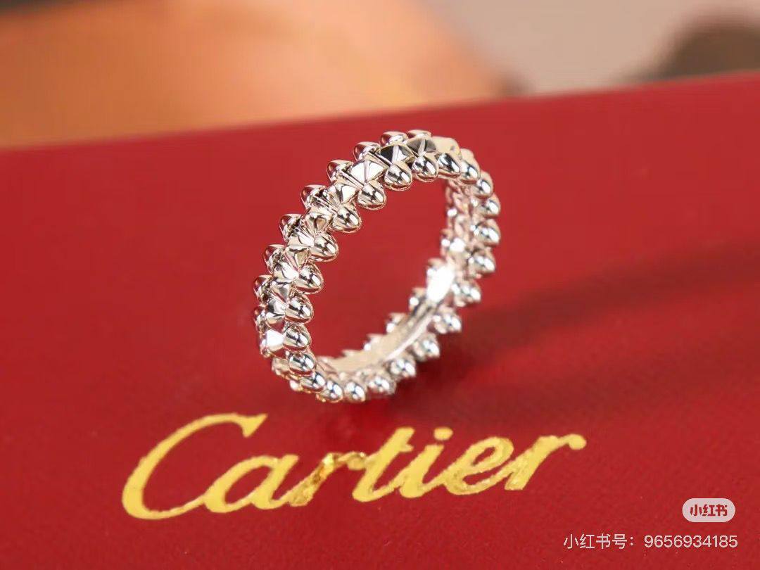 Cartier 
Ring 💍 
Size 6,7,8,9
Master quality 💯
With normal boxes 📦 
45 dhs💓

Zain216
♥️♥️♥️