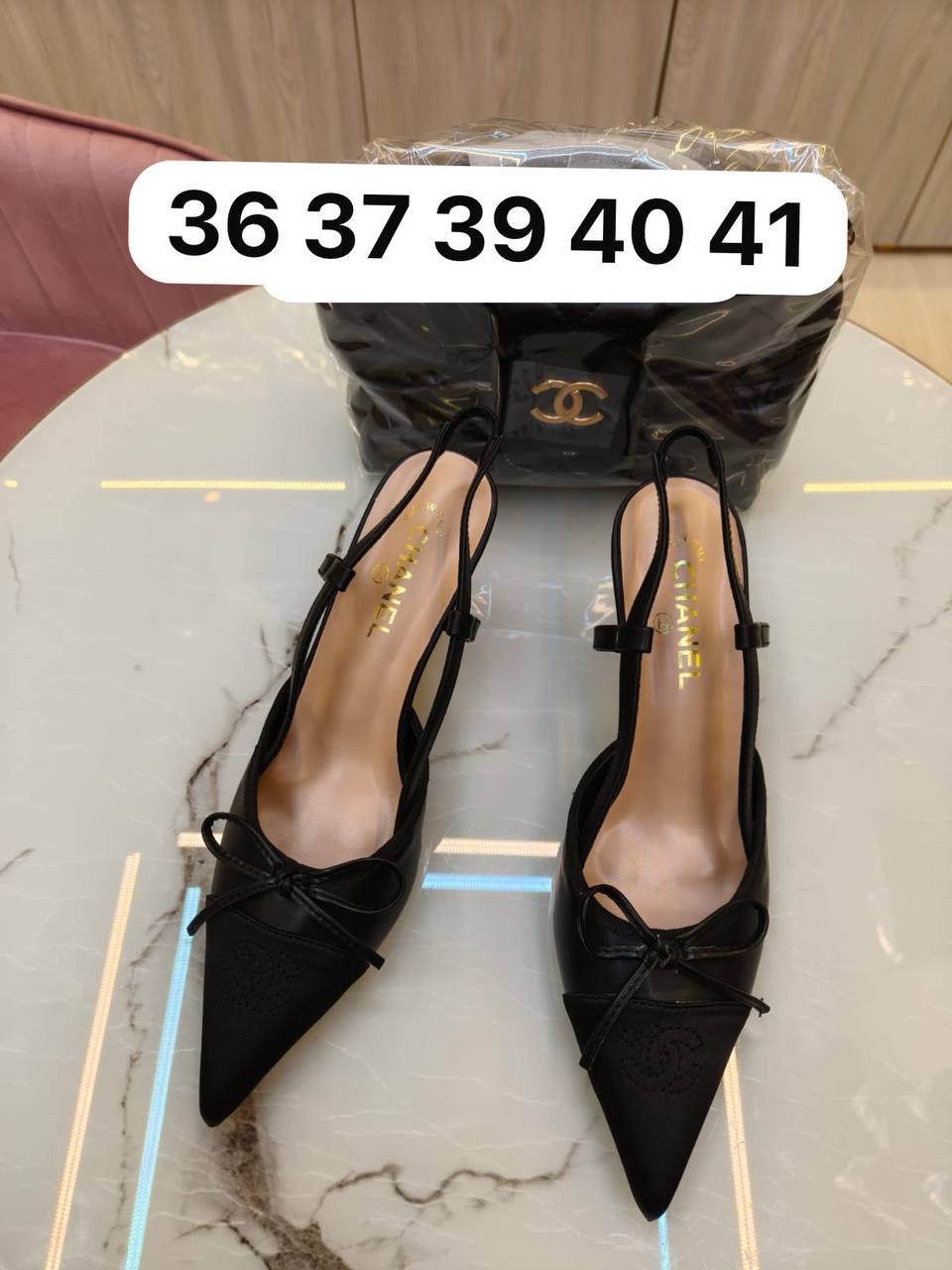 Chanel 
Size 36 to 41
110 dhs✅

Zain103
♥️♥️♥️