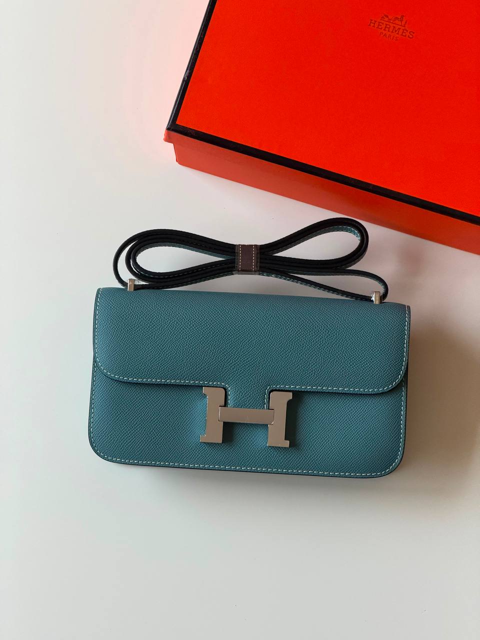 Hermes constance 23cm 
super Master quality ✅with box📦
490 dhs🇦🇪🇦🇪

Zain52
♥️♥️♥️