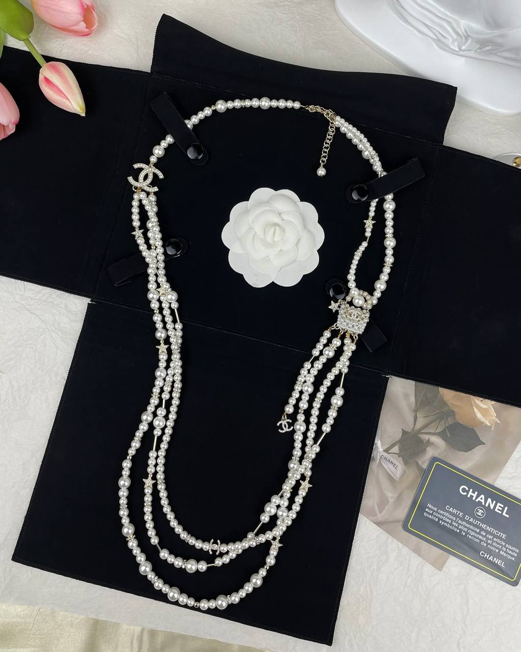 CHANEL ❤️‍🔥*
Necklace 
Master quality 💯
With normal boxes 🗃️ 
220 dhs✅
With master box 🗃️ 
240 dhs✅

Zain216
♥️♥️♥️
