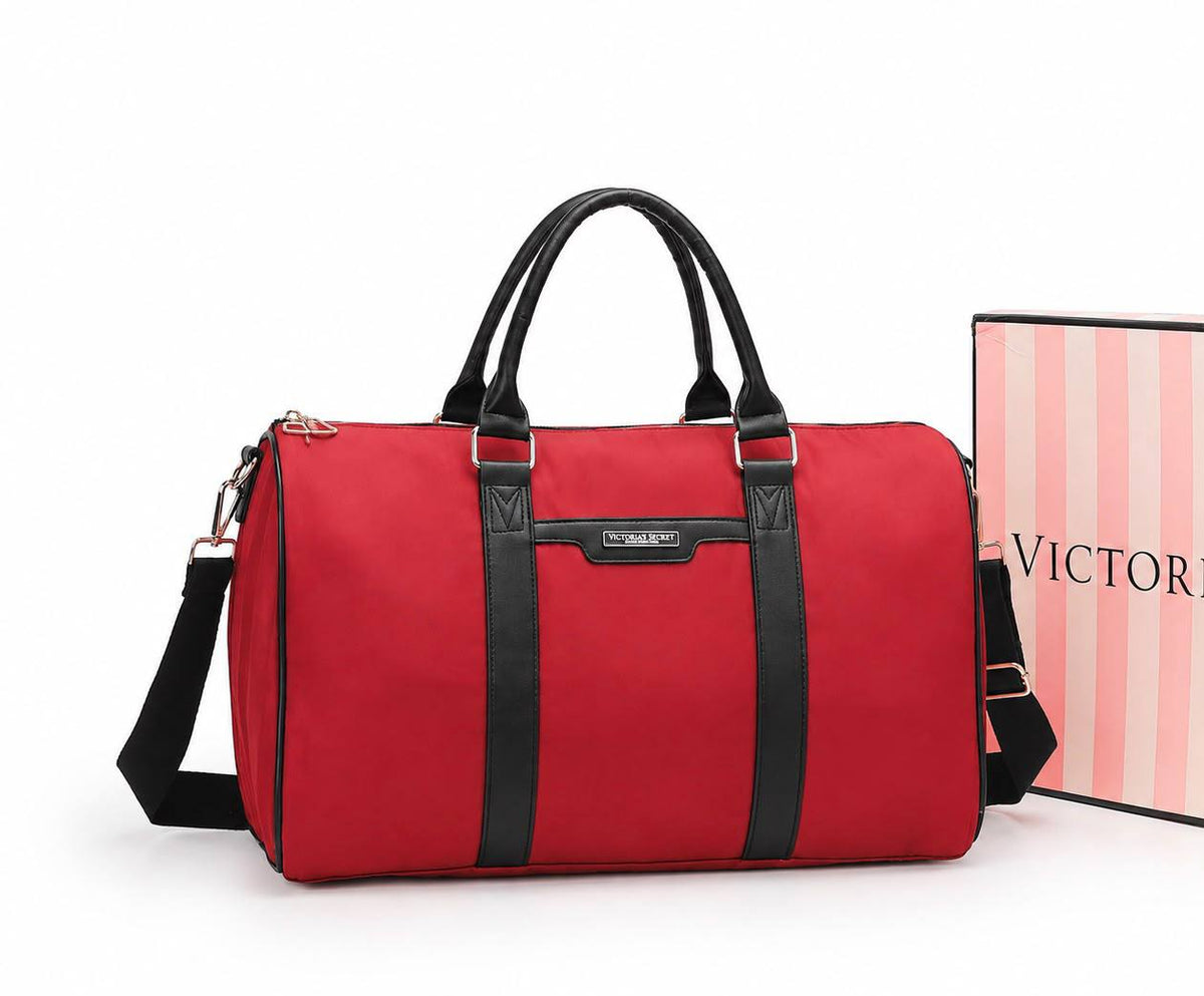 Victoria's Secret 

travelling bag 

new came  
good quality 
95 dhs🇦🇪🇦🇪

45cm

Zain295
♥️♥️♥️