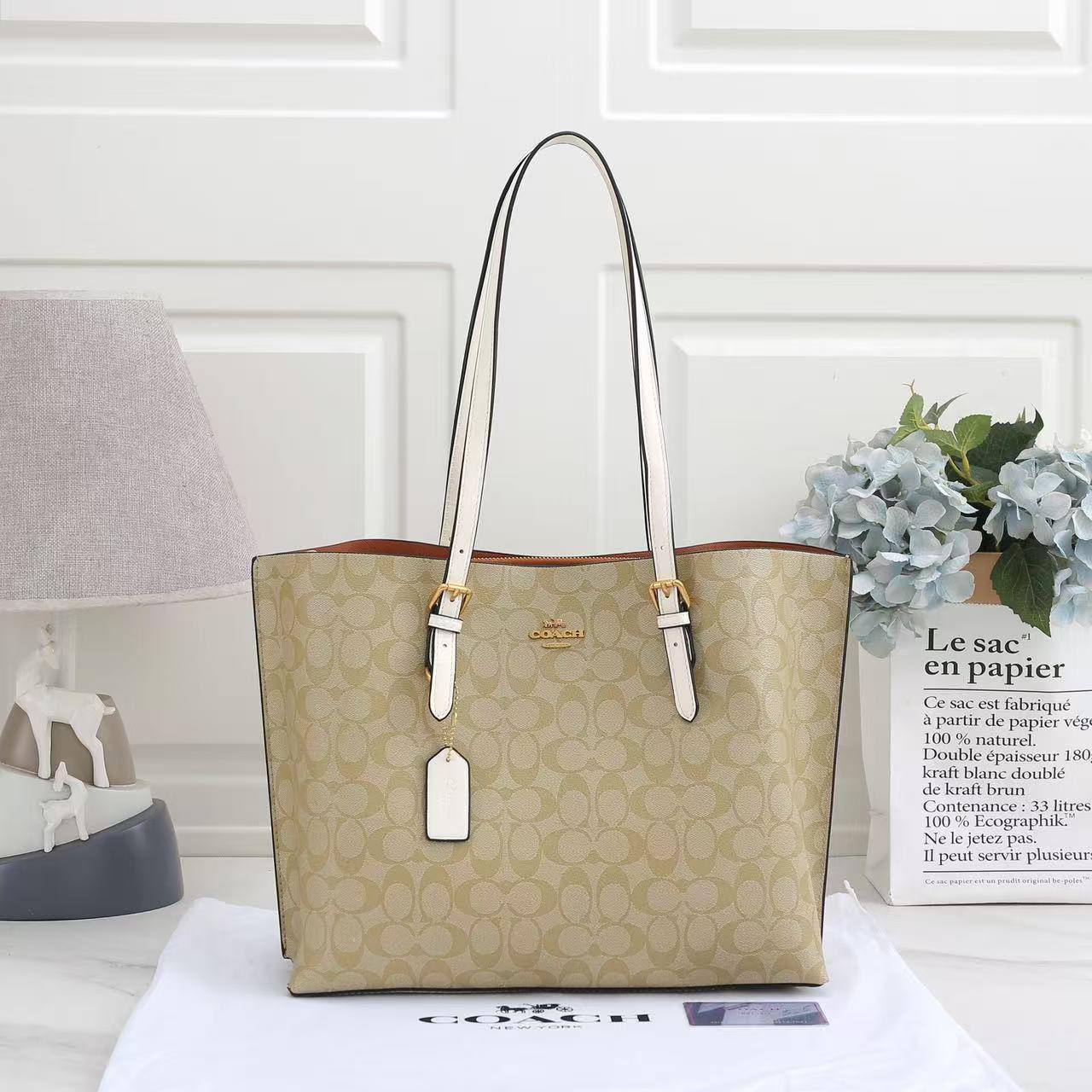 COACH 

NEW CAME 

GOOD QUALITY 

110 DHS🇦🇪🇦🇪🇦🇪

Zain295
♥️♥️♥️