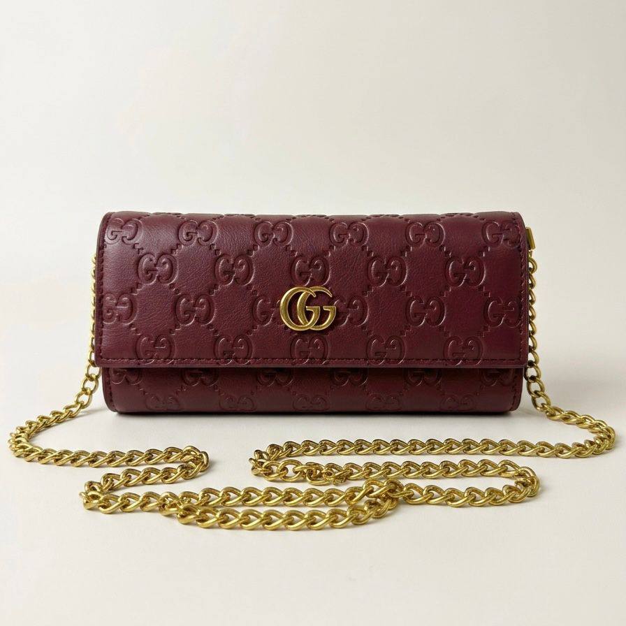 Gucci

100 dhs🇦🇪🇦🇪

Withbox 
High quality 

Zain50
♥️♥️♥️