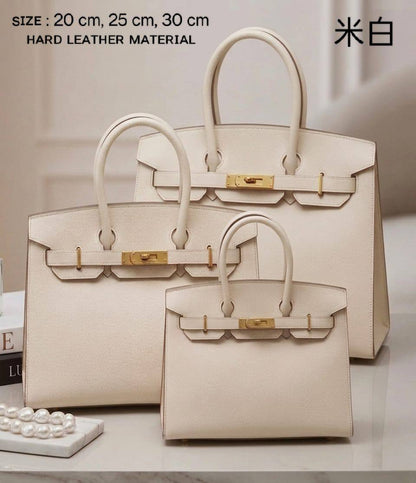 HERMES ʙɪʀᴋɪɴs
ʜᴀʀᴅ ʟᴇᴀᴛʜᴇʀ ᴍᴀᴛᴇʀɪᴀʟ
ɢᴏʟᴅ ʜᴀʀᴅᴡᴀʀᴇ
ᴡɪᴛʜ ʟᴏɴɢ ʙᴇʟᴛ sᴛʀᴀᴘ

sɪᴢᴇ 20 cm Pʀɪᴄᴇ :*110 ᴅʜs* 

sɪᴢᴇ 25 ᴄm Pʀɪᴄᴇ : *115 ᴅʜs* 

sɪᴢᴇ 30 ᴄm Pʀɪᴄᴇ : *120 ᴅʜs* 

Zain31
♥️♥️♥️