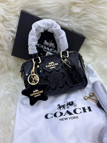 Coach Rowan
Size : 18 * 10 cm
95 dhs🪙🖤
with box 🎁

Zain115
♥️♥️♥️