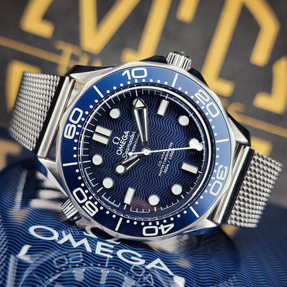 Omega watch for men 
good quality automatic 
240 dhs💓

Zain59
♥️♥️♥️