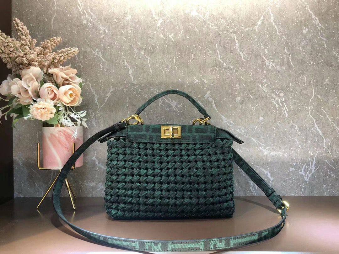 Prada - Loewe - YSL - Bottega
Miu Miu - Fendi - Valentino
Master 
For Price 👇 WTSP Text Zain 0568585901

Zain142
♥️♥️♥️