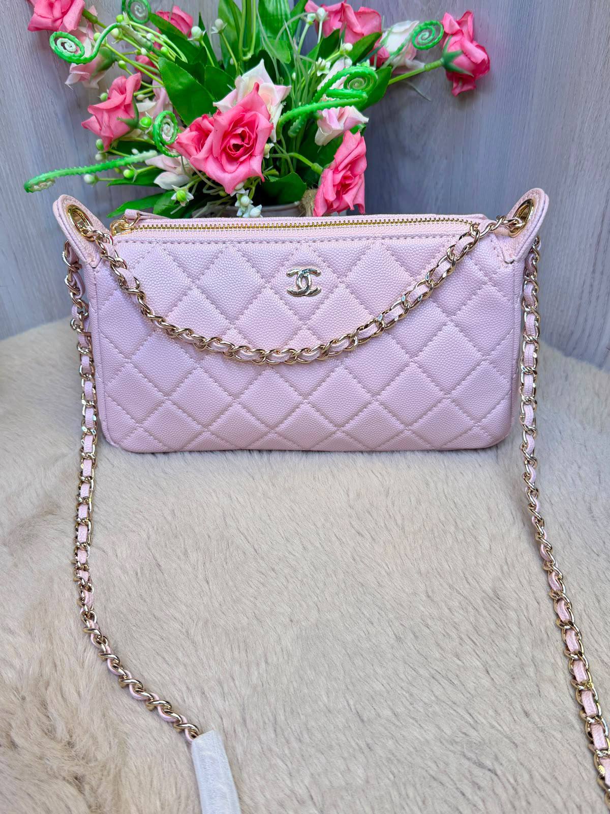 Chanel

220 dhs

Zain134
♥️♥️♥️