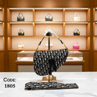 Dior
ᴛᴏᴘ ʜᴀɴᴅʟᴇ ɢᴏʟᴅ ᴛᴏɴᴇ 
ᴄʀᴏssʙᴏᴅʏ ʙᴀɢ
ᴡɪᴛʜʙᴏx🎁🎁🎁
ʟᴇᴀᴛʜᴇʀ
sɪᴢᴇ:ʜ20*24ᴄᴍ
120 dhs✅

Zain56
♥️♥️♥️
