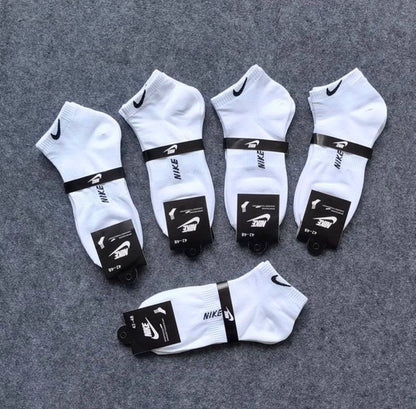 Socks
One packet
35 dhs💛

Zain93
♥️♥️♥️