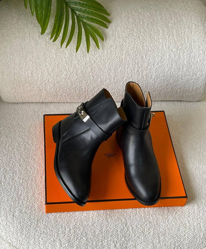 Boots 
For Price 👇 WTSP Text Zain 0568585901

Zain171
♥️♥️♥️