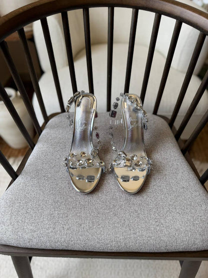 Louboutin
𝑨𝑨𝑨 𝑸𝒖𝒂𝒍𝒊𝒕𝒚
𝑺𝒊𝒛𝒆 35 𝒕𝒐 42 
550 dhs✅

Zain81
♥️♥️♥️