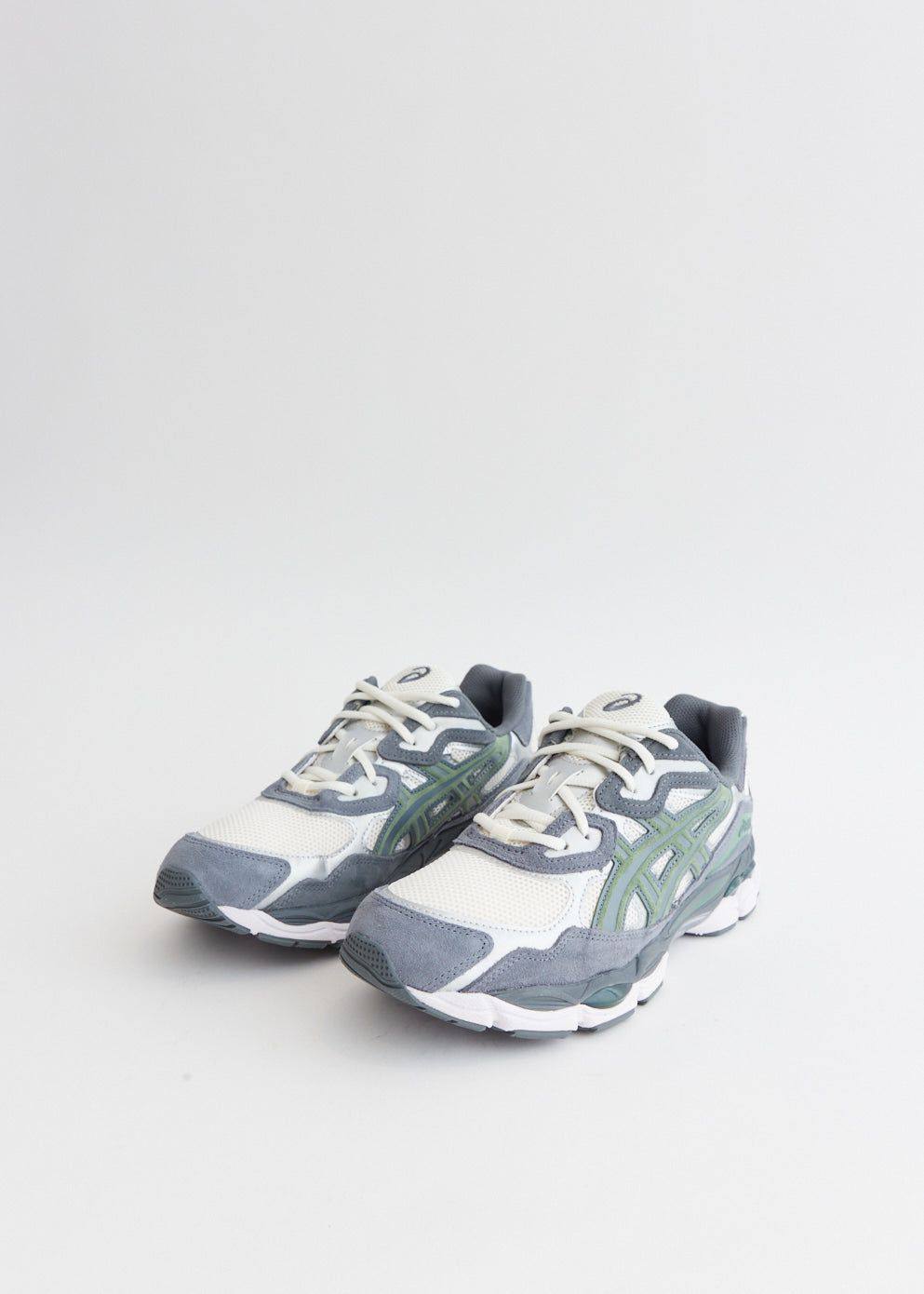 ASICS GEL-NYC "Cream/Steel Grey"💚
40-45 AVAILABLE 
240 dhs❣️

Zain242
♥️♥️♥️