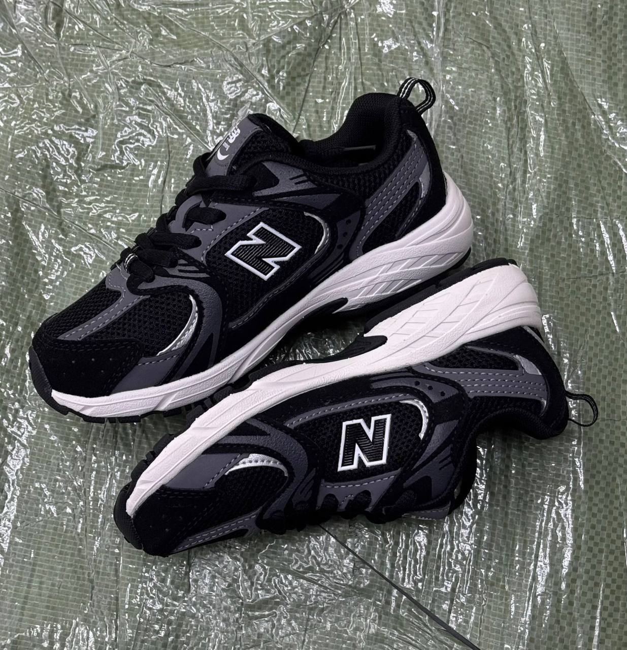 NB
Size 28-35⚡️
120 dhs💓
Baby shoes

Zain183
♥️♥️♥️