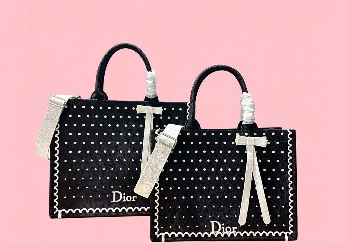 Dior bags

Big size: 330 dhs🇦🇪🇦🇪

Small size: 320 dhs🇦🇪🇦🇪

Zain153
♥️♥️♥️