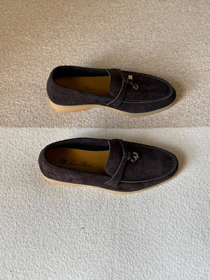 Loro Piana
Size 36 to 41
450 dhs✅

Zain288
♥️♥️♥️