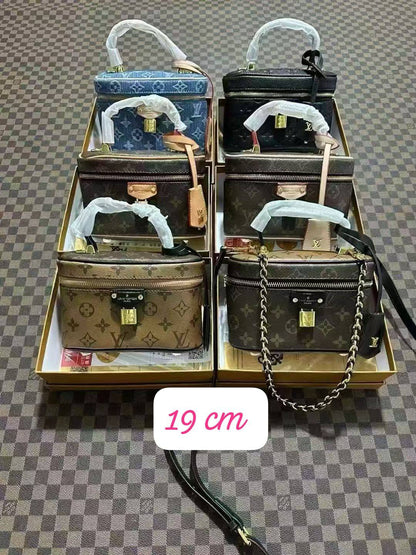 LV
with box
100 dhs✅

Zain143
♥️♥️♥️