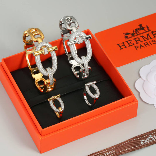 Hermes
90 dhs🪙🌨️ 
Bangle Ring 

Zain89
♥️♥️♥️