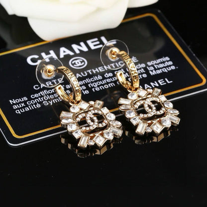 CHANEL❤️‍🔥
Earring 🦋
Master quality 💯
With normal boxes 🗃️ 
60 dhs 🇦🇪🇦🇪

With master box 📦 
75 dhs🇦🇪🇦🇪

Zain216
♥️♥️♥️