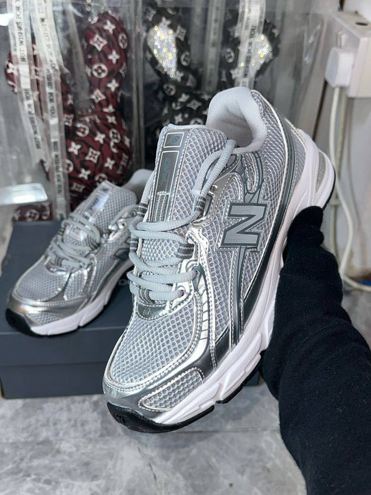 NEW BALANCE 740V2 'GRIGIO/SILVER'🪙
36-45 AVAILABLE 🤩
180 dhs👑

Zain242
♥️♥️♥️