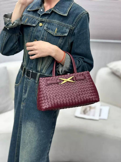 BOTTEGA 
GOOD QUALITY 
120 dhs✅

Zain39
♥️♥️♥️