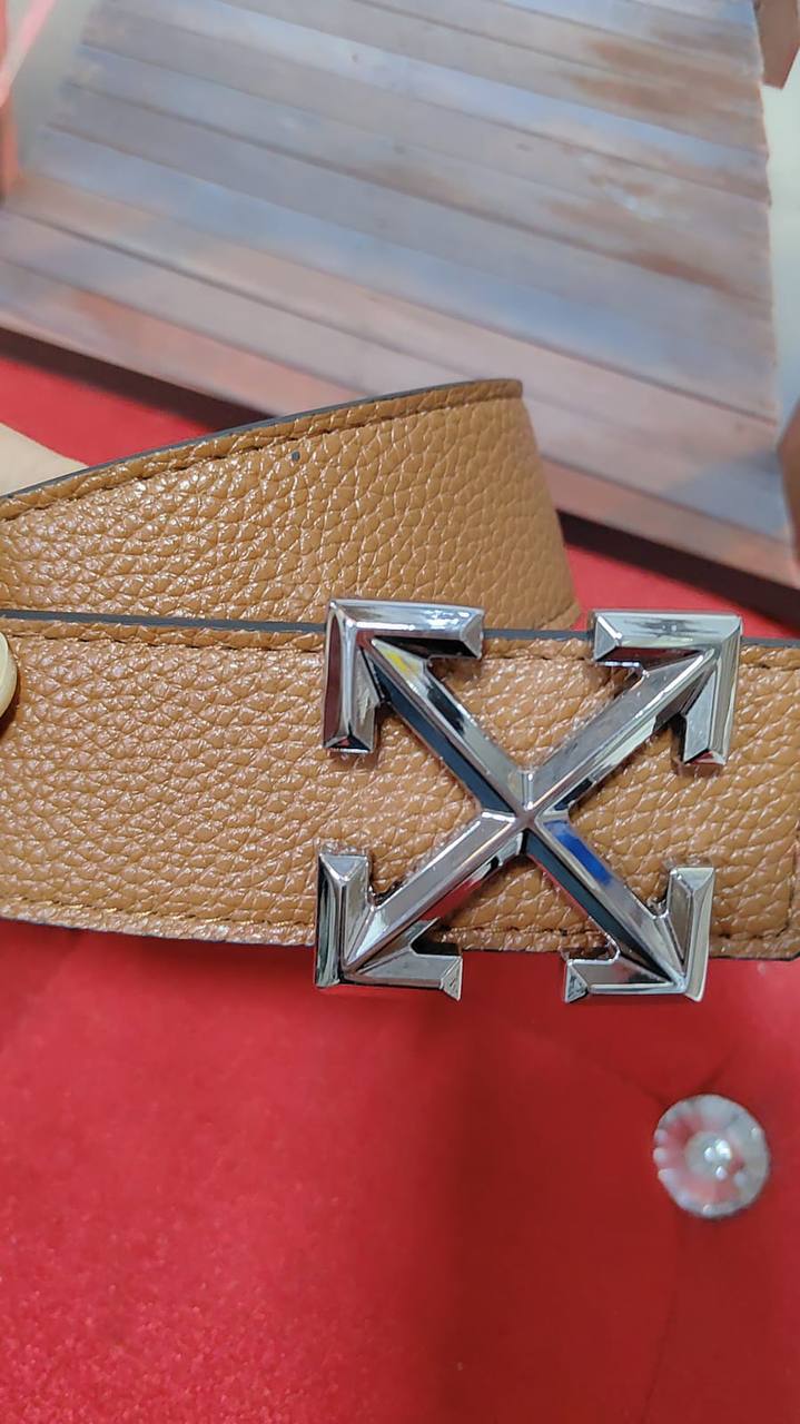 Belts

35 dhs💓

with box 
🎁🎁🎁

Zain232
♥️♥️♥️