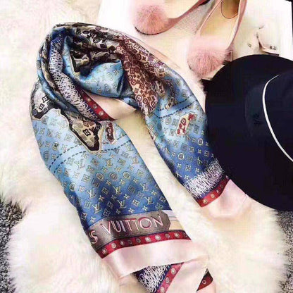 Silk scarf 
40 dhs✅

Zain93
♥️♥️♥️