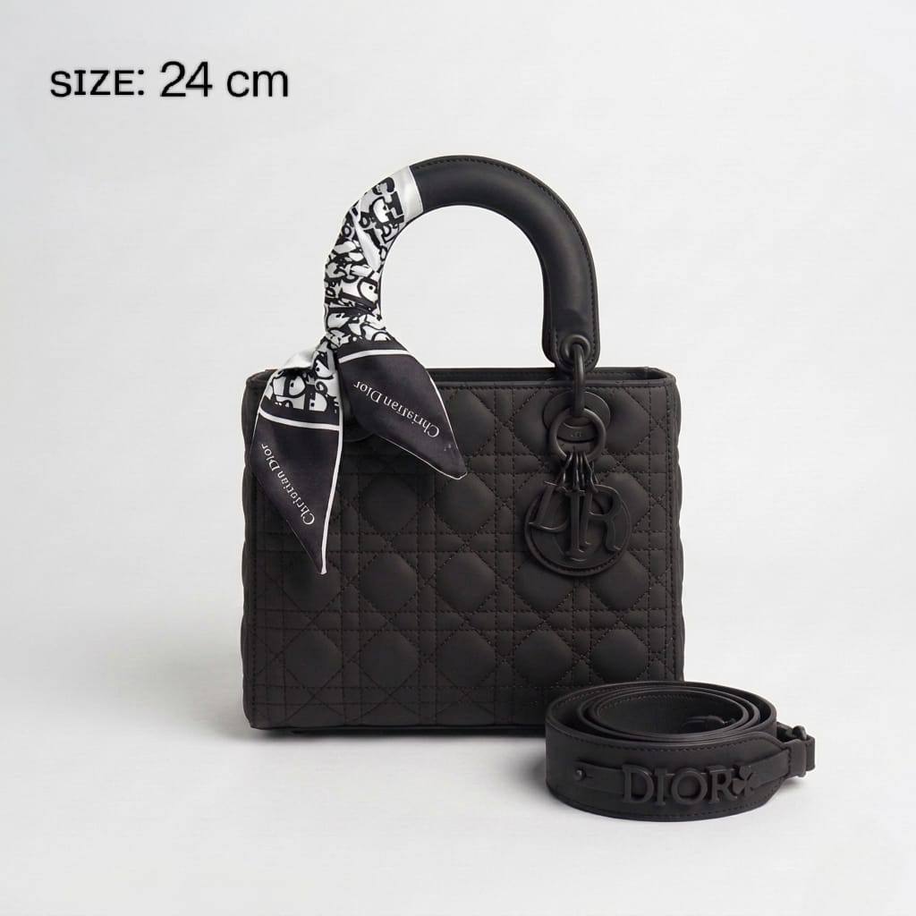 Dior
ᴍᴀᴛᴛᴇ ᴄᴏᴀᴛᴇᴅ ᴄᴏʟᴏʀ
ᴡɪᴛʜ ᴛᴡɪʟʟʏ / ʀɪʙʙᴏɴ
sɪᴢᴇ : 24 cm
ᴡɪᴛʜ BOX

120 dhs💛

Zain31
♥️♥️♥️