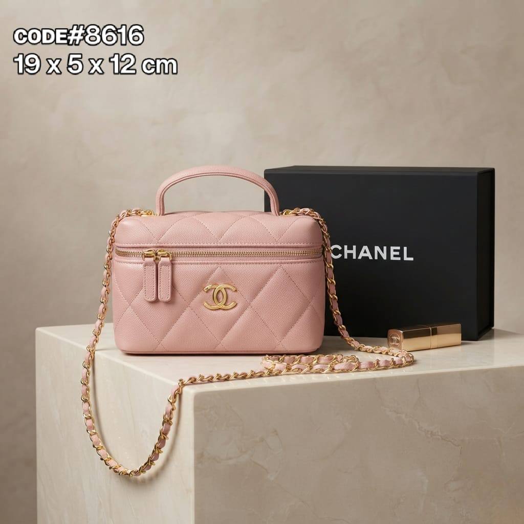 CHANEL ᴠᴀɴɪᴛʏ ᴄʟᴜᴛᴄʜ ᴛᴏᴘ ʜᴀɴᴅʟᴇ ʙᴀɢ ᴡɪᴛʜ ɢᴏʟᴅ ʟᴏɴɢ ᴄʜᴀɪɴ sᴛʀᴀᴘ sɪᴢᴇ : 19 cm WITH BOX
80 dhs🇦🇪🇦🇪


Good material quality 

Zain31
♥️♥️♥️