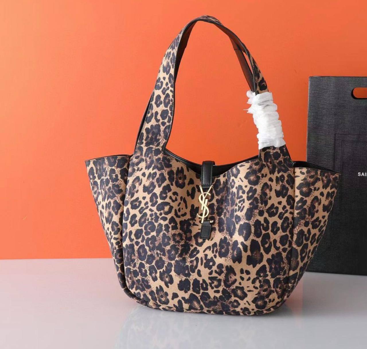 YSL - Master ++++
For Price 👇 WTSP Text Zain 0568585901

Zain142
♥️♥️♥️