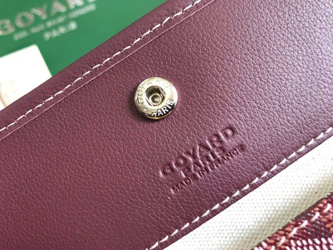 GOYARD 
HIGH QUALITY 
110 dhs✅

Zain295
♥️♥️♥️