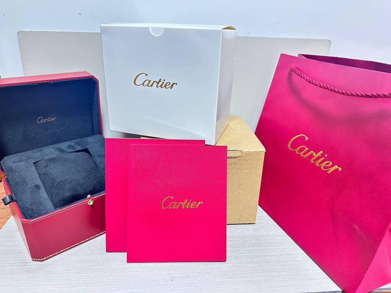 Master Watches Boxes
50 dhs🌺
with Card & paper bag

Zain85
♥️♥️♥️