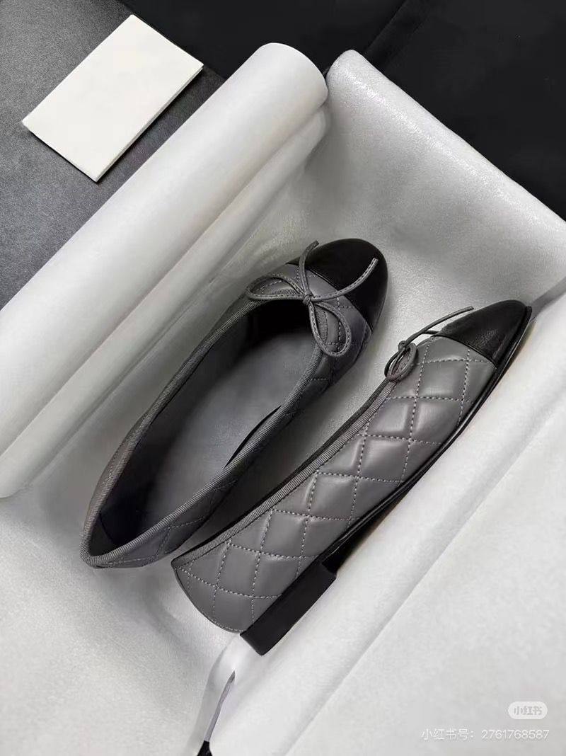 Chanel

120 dhs
36-41 

Zain145

♥️♥️♥️