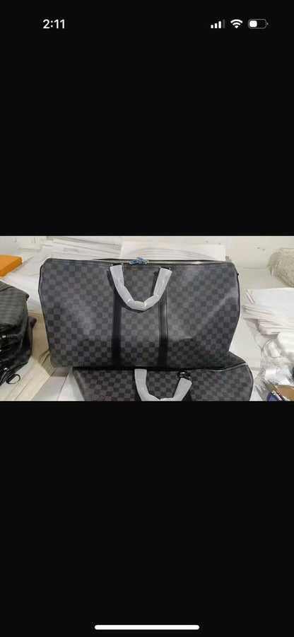 LV Master
Travel Bag
350 dhs🪙🌨️
#45cm🩷💁‍♂️

Zain228
♥️♥️♥️