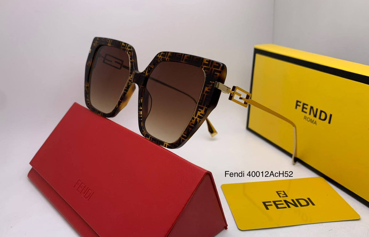 Ladies

 master quality
 sunglasses

200 dhs🇦🇪🇦🇪

Zain126
♥️♥️♥️