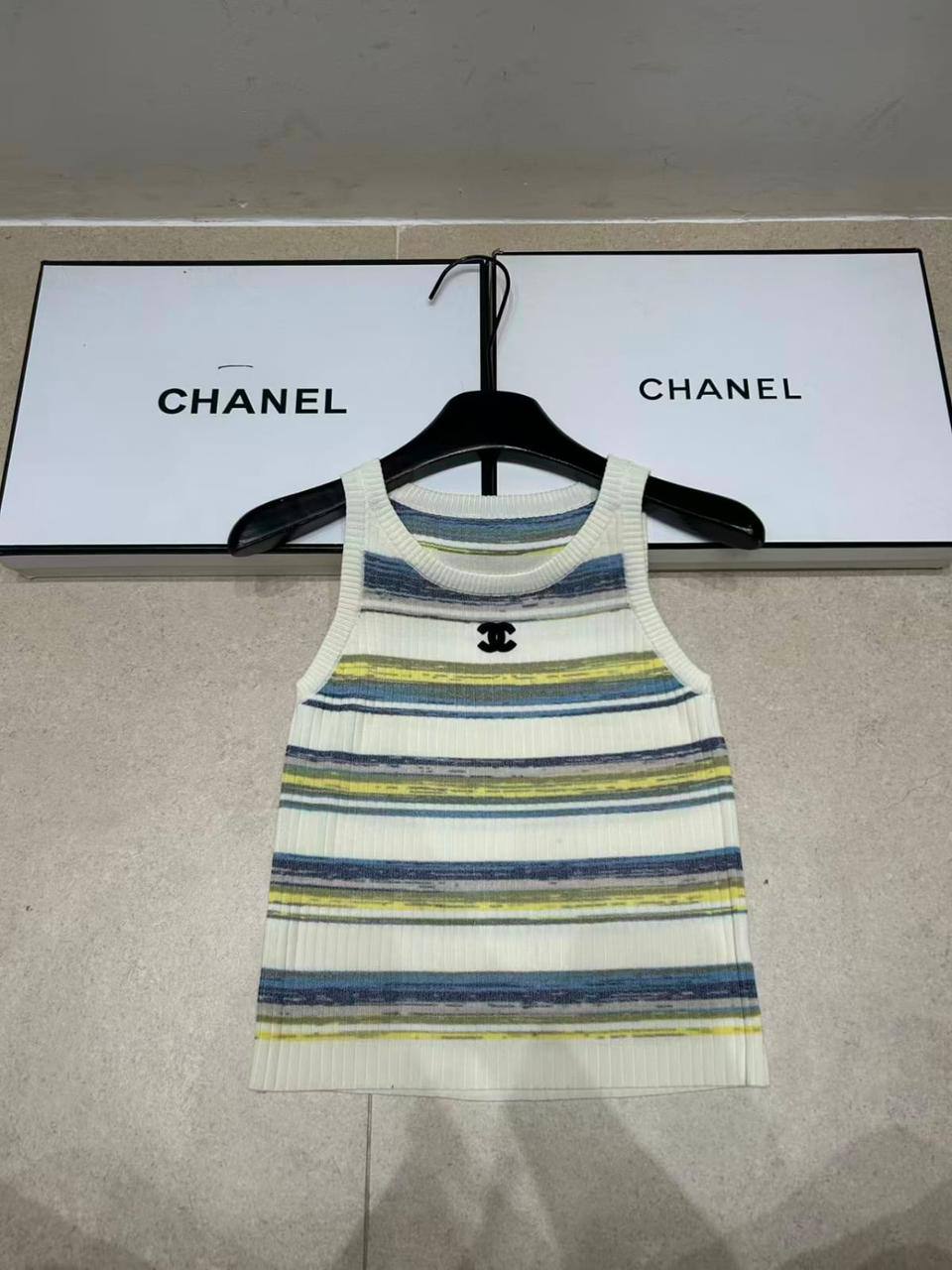 *New collections*                                                
CHANEL
*Super Master quality*
*Sizes: S M L XL* 
250 dhs💓

Zain308
♥️♥️♥️