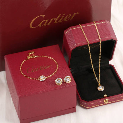 Cartier 
Necklace 🦋
Earring🔥
Bracelet 💥
Master quality 💯
With normal boxes 📦 
115 dhs🇦🇪🇦🇪


With master box 🗃️ 
175 dhs🇦🇪🇦🇪

Zain216
♥️♥️♥️