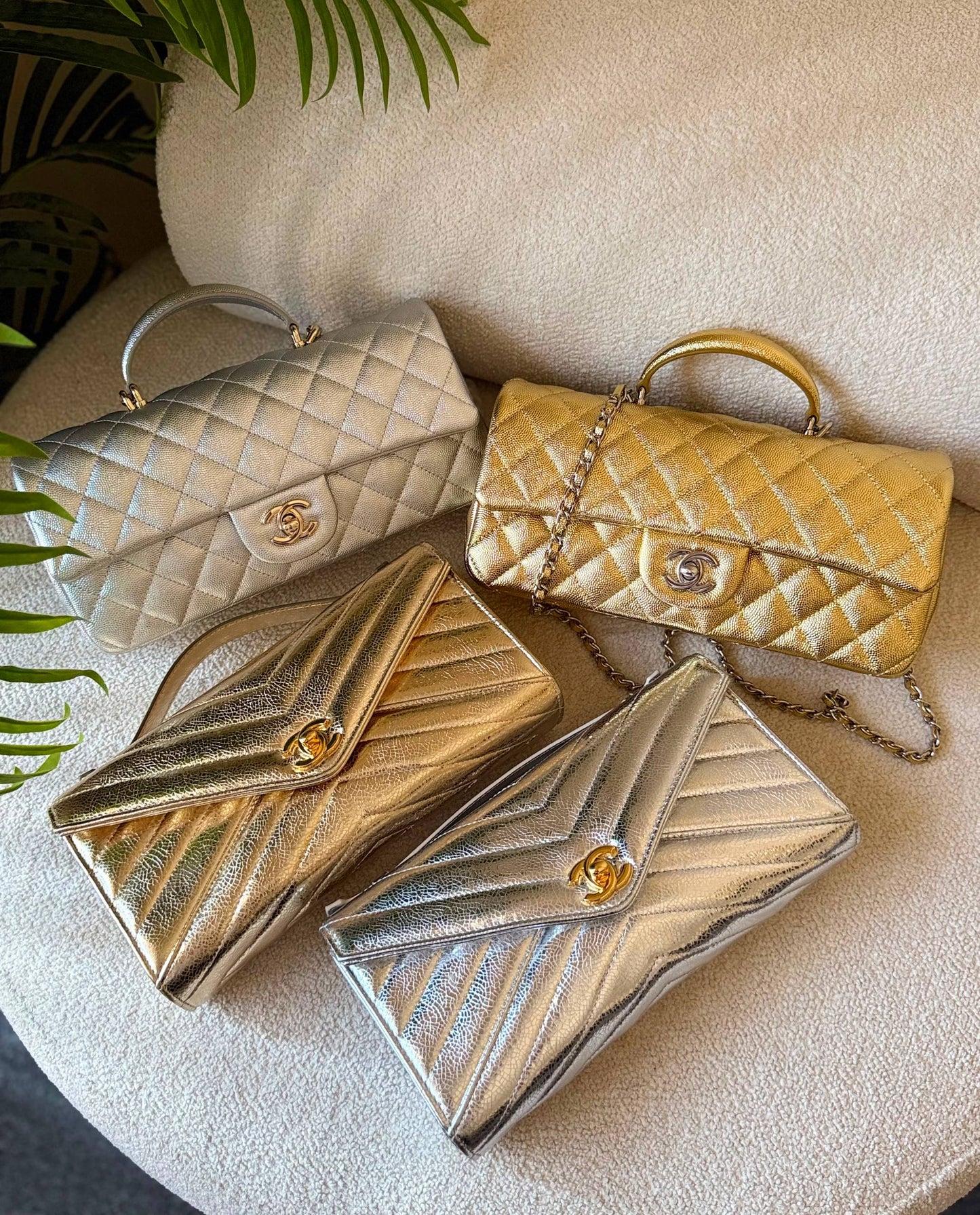 YSL - CHANEL     
           🦋💝
 🦋Available now 🩵💫
For Price 👇 WhatsApp✅
0568585901 
0507557372
0552275751 Owner Zain 👌

Zain246
♥️♥️♥️