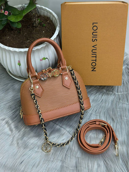 LV ALMA
SIZE  ……… 20CM 
100 dhs✅

With BOX
🎁🎁🎁

Zain244
♥️♥️♥️