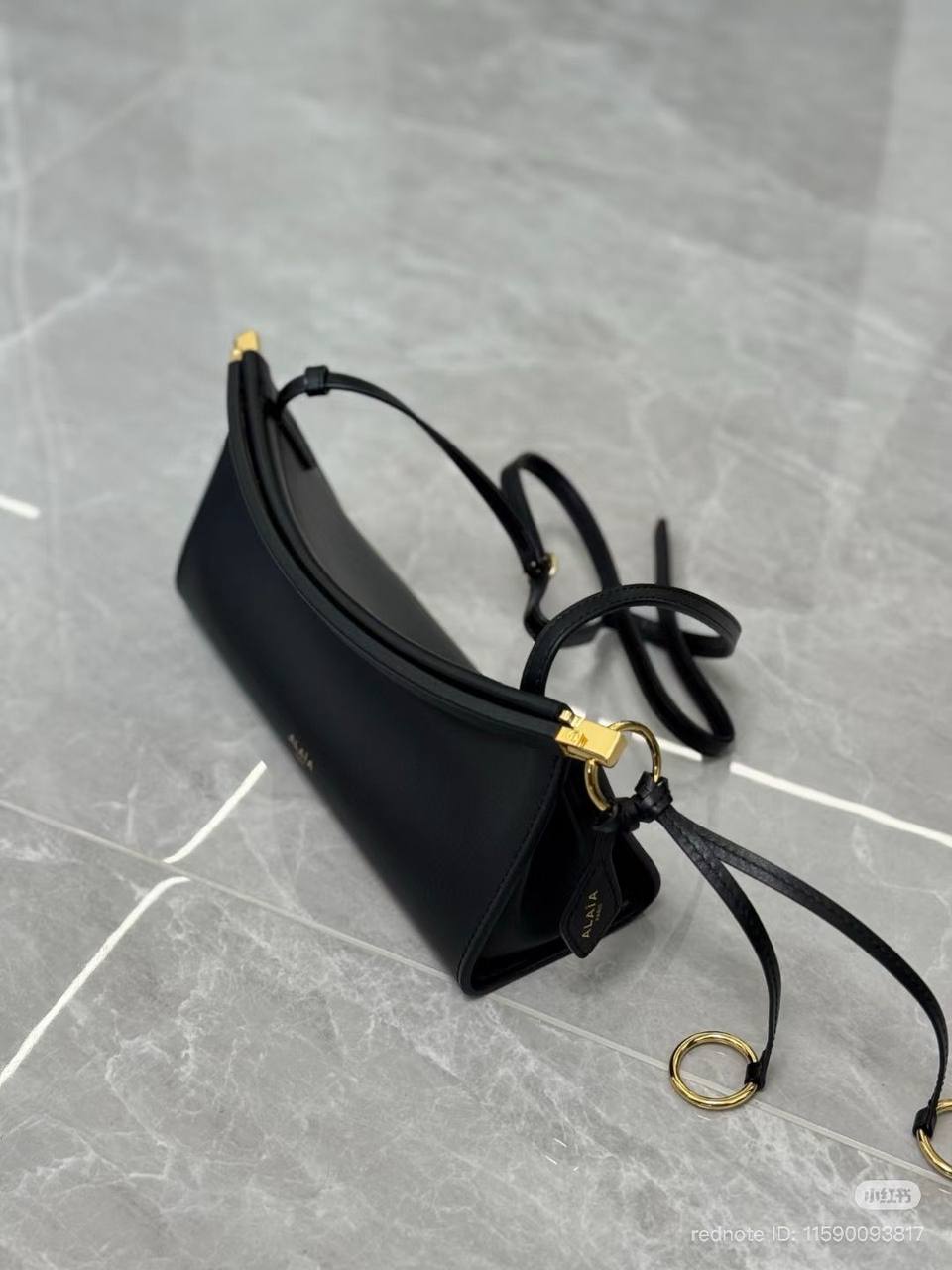 NEW✨ALAIA✨
VIP QUALITY 🫶
WITH FULL PACKAGING🎁
470 dhs🪙💚

Zain255
♥️♥️♥️