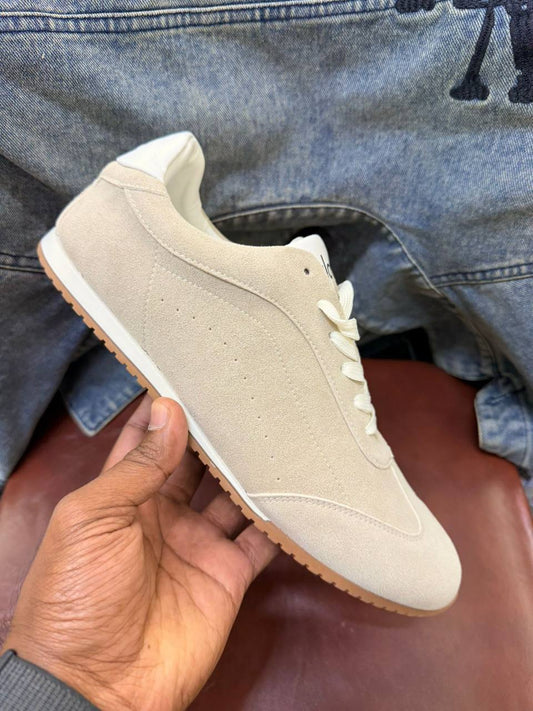 Alo
Size 40-45⚡️
140 dhs💓

Zain183
♥️♥️♥️