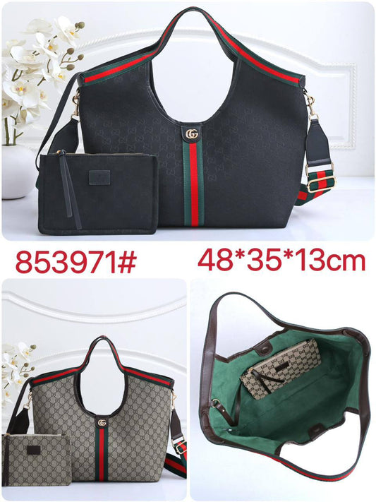 Gucci
High quality 
120 dhs🪙🌨️

Zain50
♥️♥️♥️