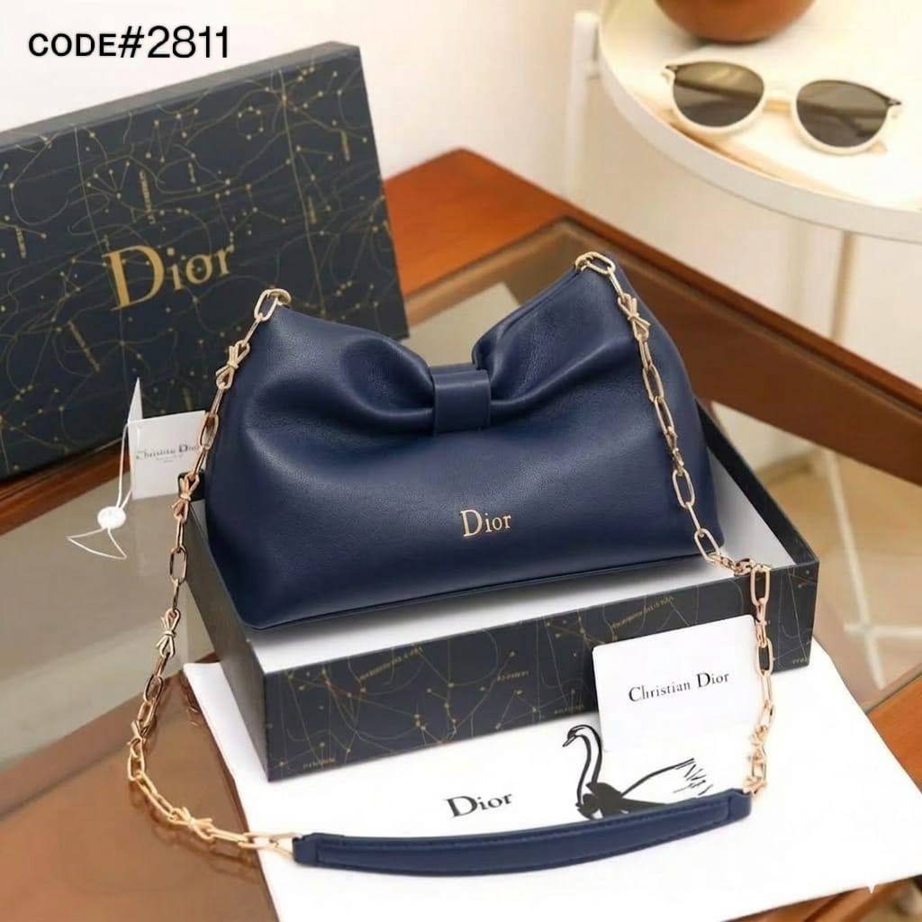 DiOR ʙᴏᴡ ʙᴀɢ
ʟᴀᴍʙsᴋɪɴ ʟᴇᴀᴛʜᴇʀ ᴍᴀᴛᴇʀɪᴀʟ
ɢᴏʟᴅ ᴄʜᴀɪɴ ʜᴀʀᴅᴡᴀʀᴇ
sɪᴢᴇ: 25 cm

ᴡɪᴛʜ BOX
🎁🎁🎁

90 dhs✅

Zain31
♥️♥️♥️